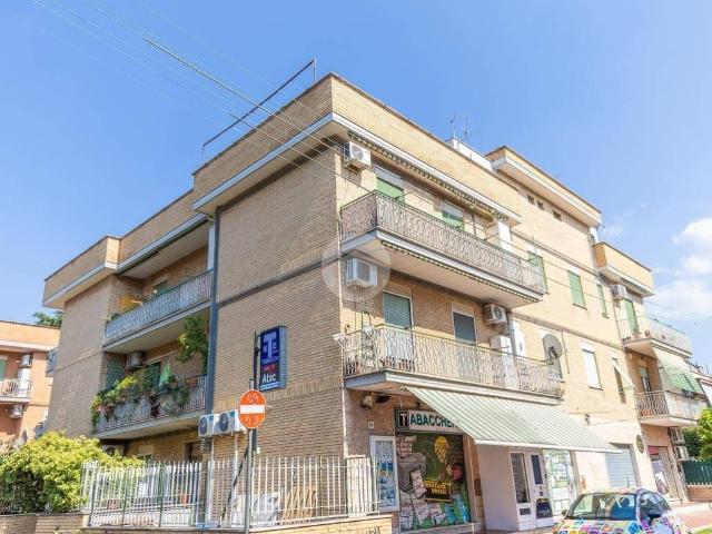 Appartamento in vendita a Paterno, Roma Capitale