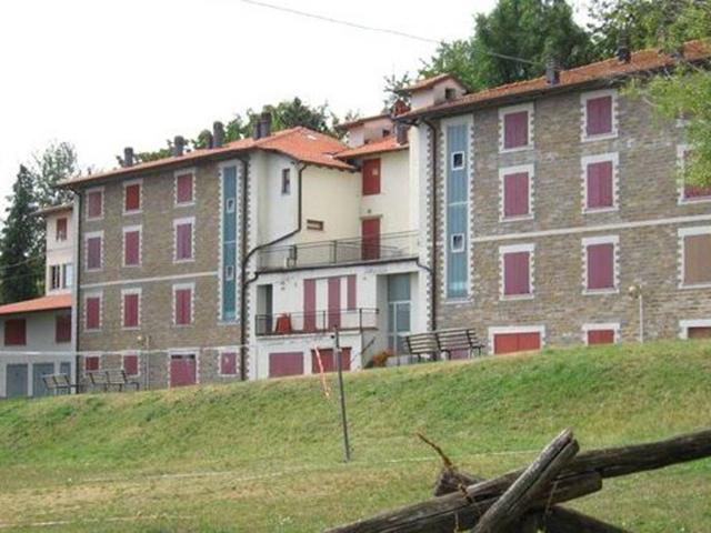 Appartamento in vendita a Tizzano Val Parma, Reggio Emilia