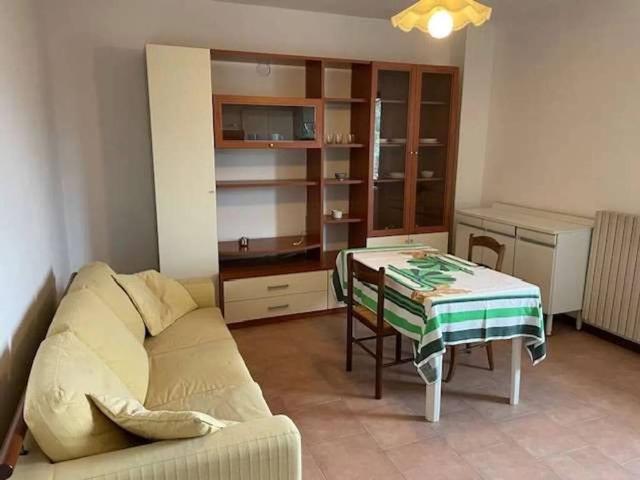 Appartamento in vendita a Tizzano Val Parma, Reggio Emilia