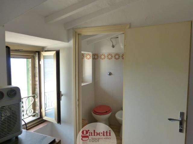 Appartamento in vendita a Loreto, Izzalini