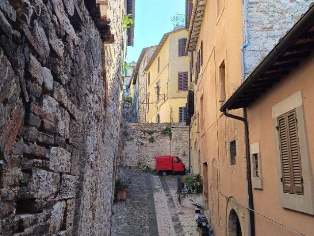 Appartamento in vendita a Izzalini, Umbria