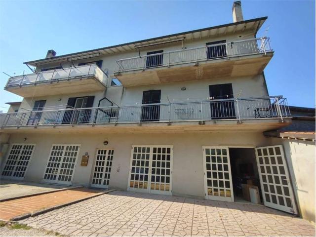 Appartamento in vendita a Izzalini, Umbria