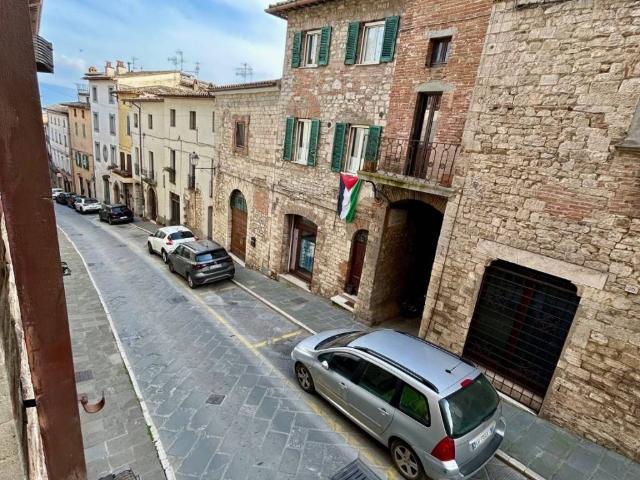 Appartamento in vendita a Izzalini, Umbria