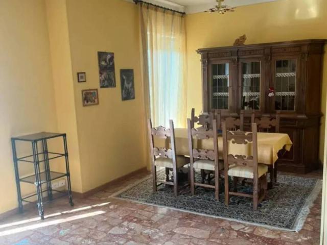 Appartamento in vendita a Izzalini, Umbria
