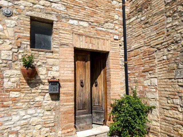 Appartamento in vendita a Izzalini, Umbria