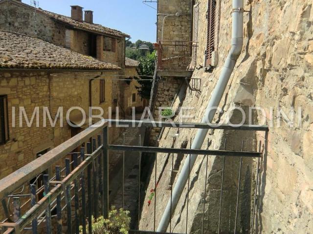 Appartamento in vendita a Izzalini, Umbria