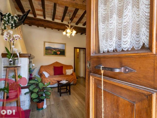 Appartamento in vendita a Izzalini, Umbria