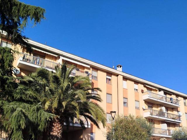 Appartamento in vendita a Izzalini, Umbria