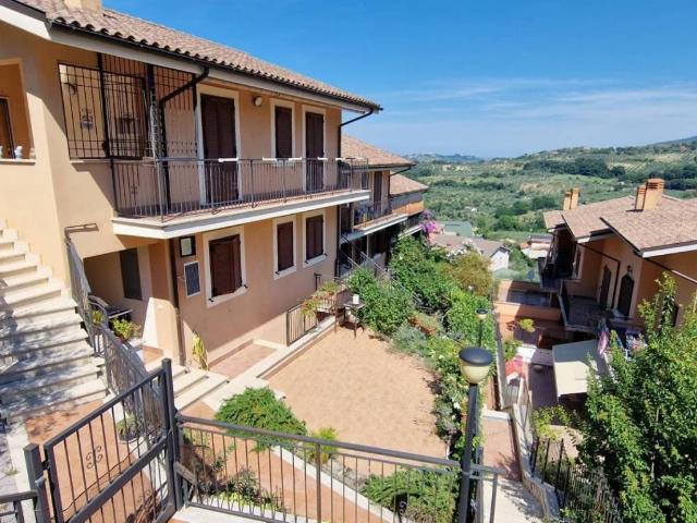 Appartamento in vendita a Casali di Poggio Nativo, Poggio Nativo