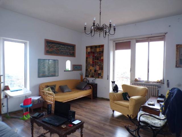 Appartamento in vendita a Toffia, Lazio