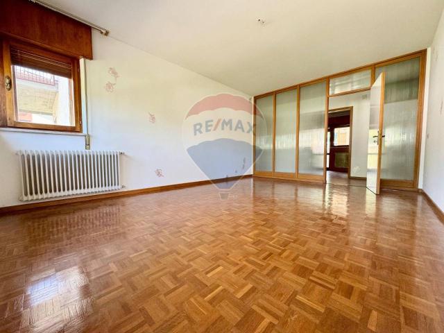 Appartamento in vendita a Tolmezzo, Friuli-Venezia Giulia