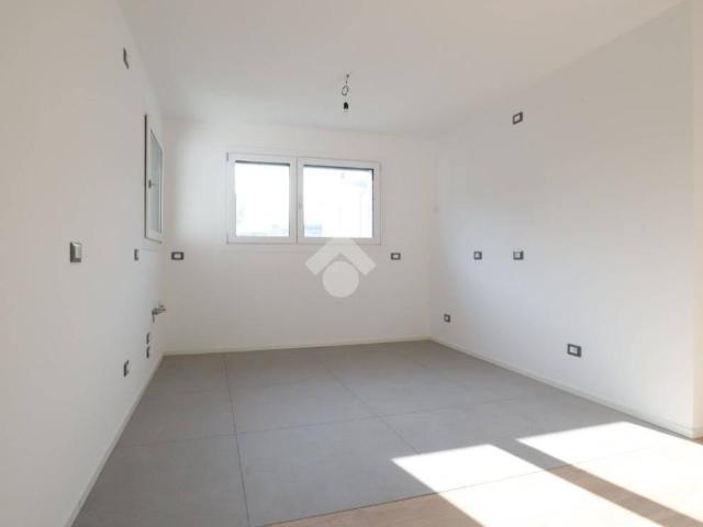 Villa Indipendente in vendita a Tolmezzo, Friuli-Venezia Giulia