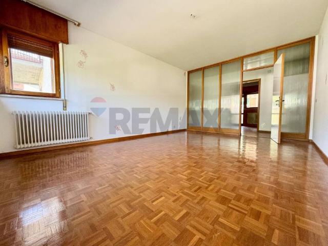 Appartamento in vendita a Tolmezzo, Friuli-Venezia Giulia