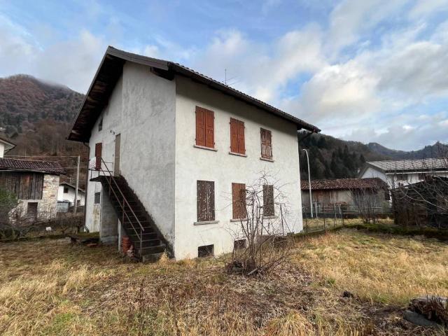 Appartamento in vendita a Tolmezzo, Friuli-Venezia Giulia