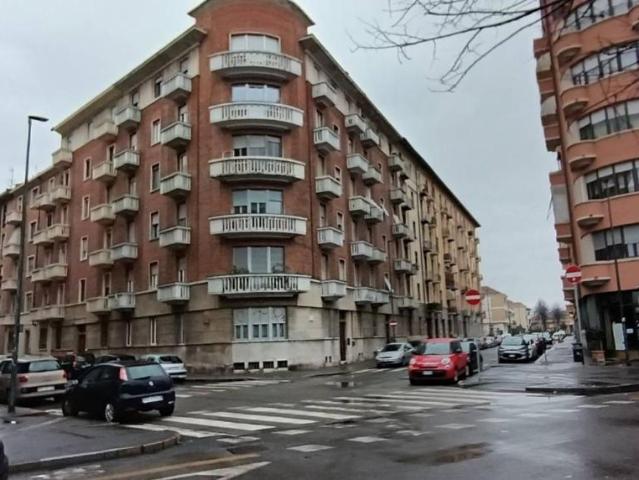 Appartamento in vendita a Circoscrizione 4, Piemonte