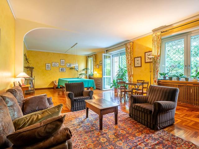 Appartamento in vendita a Circoscrizione 8, Piemonte