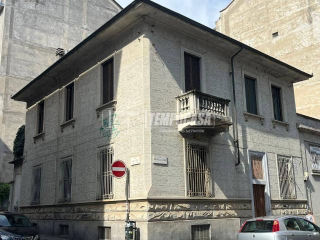 Villa Indipendente in vendita a Circoscrizione 4, Piemonte