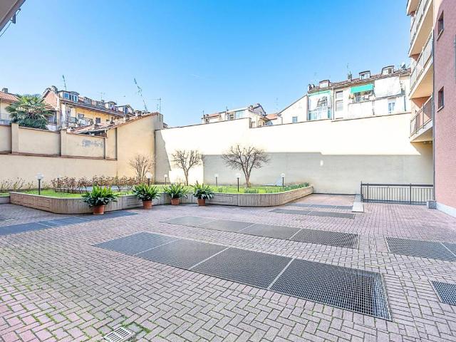 Appartamento in vendita a Circoscrizione 6, Piemonte