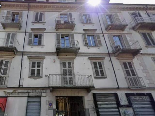 Appartamento in vendita a Circoscrizione 8, Piemonte