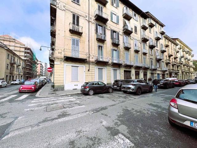 Appartamento in vendita a Circoscrizione 3, Piemonte