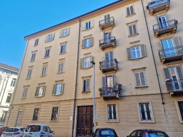 Appartamento in vendita a Circoscrizione 6, Piemonte