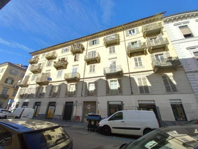 Appartamento in vendita a Circoscrizione 7, Piemonte