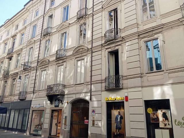 Appartamento in vendita a Centro, Torino