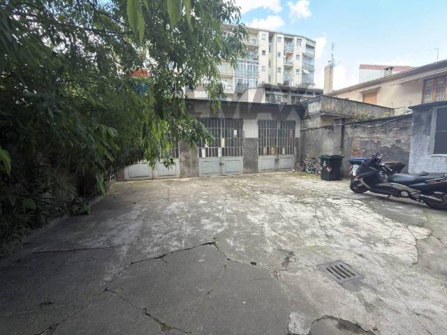 Appartamento in vendita a Circoscrizione 4, Piemonte