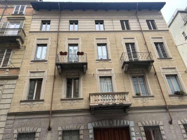Appartamento in vendita a Circoscrizione 1, Piemonte