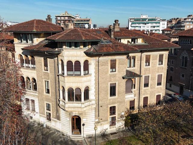 Appartamento in vendita a Circoscrizione 1, Piemonte