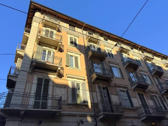 Appartamento in vendita a Circoscrizione 7, Piemonte