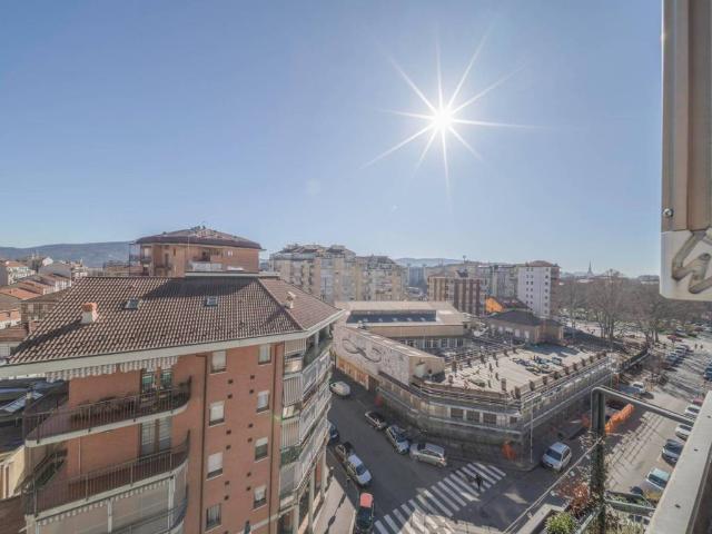 Appartamento in vendita a Circoscrizione 6, Piemonte