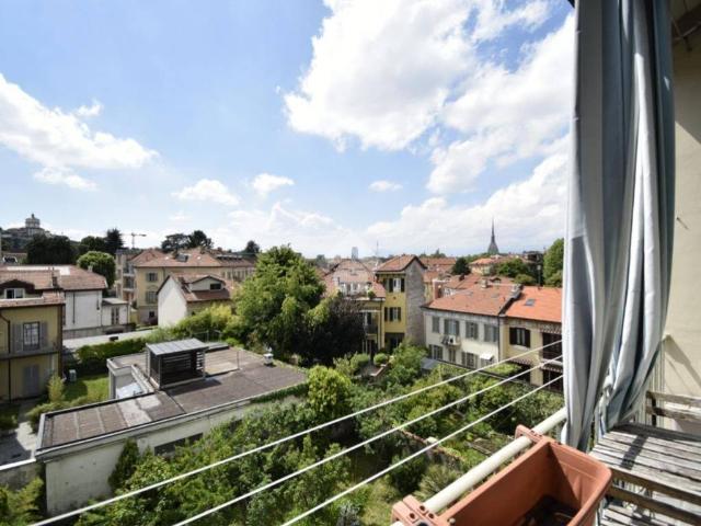 Appartamento in vendita a Circoscrizione 8, Piemonte
