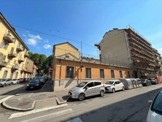 Appartamento in vendita a Circoscrizione 4, Piemonte