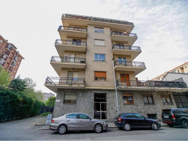 Appartamento in vendita a Circoscrizione 6, Piemonte