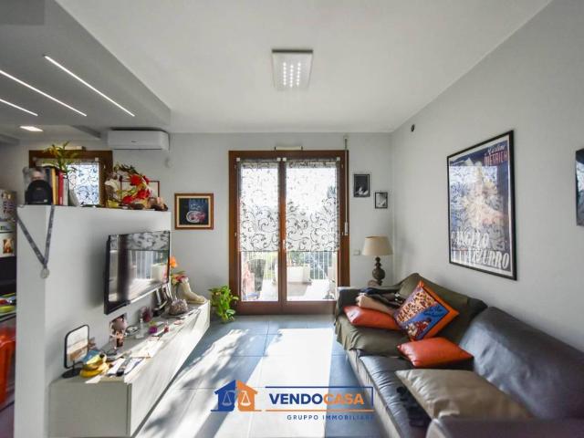 Appartamento in vendita a Bertolla, Piemonte
