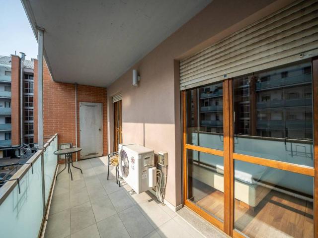 Appartamento in vendita a Nizza Millefonti, Torino