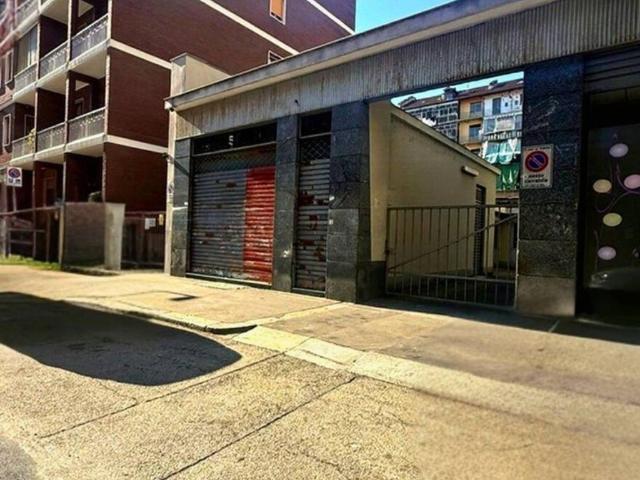 Appartamento in vendita a Circoscrizione 8, Piemonte