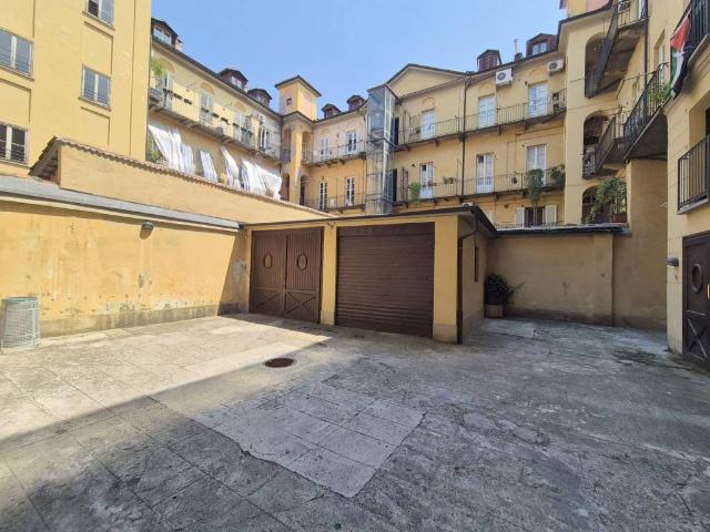 Appartamento in vendita a Circoscrizione 1, Piemonte