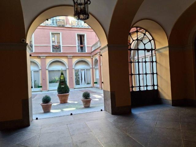 Appartamento in vendita a Centro, Torino