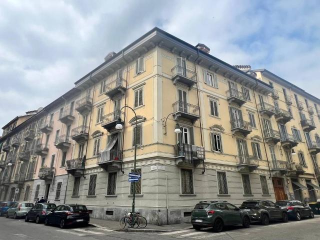 Appartamento in vendita a Circoscrizione 3, Piemonte