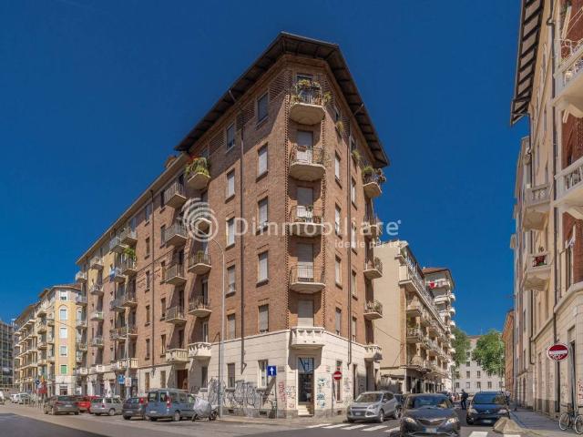 Appartamento in vendita a Circoscrizione 7, Piemonte