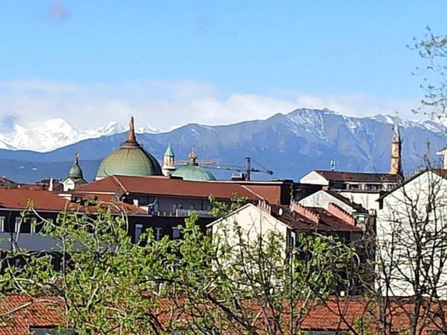 Appartamento in vendita a Borgo Dora, Piemonte