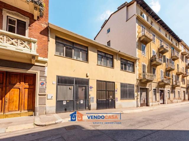 Appartamento in vendita a Circoscrizione 3, Piemonte
