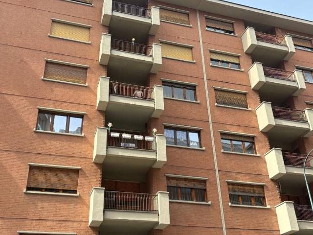 Appartamento in vendita a Circoscrizione 2, Piemonte