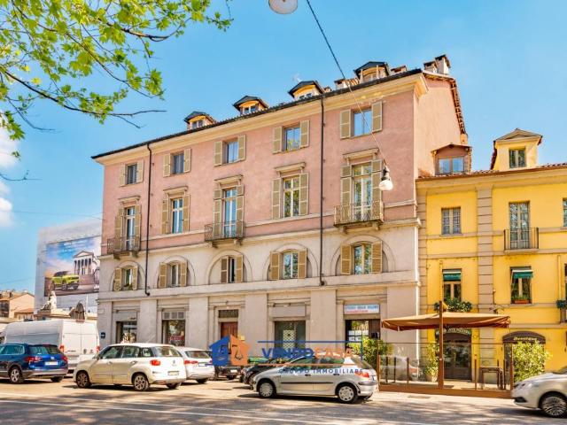Appartamento in vendita a Circoscrizione 8, Piemonte