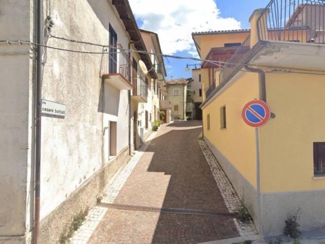 Appartamento in vendita a Tornimparte, Abruzzo
