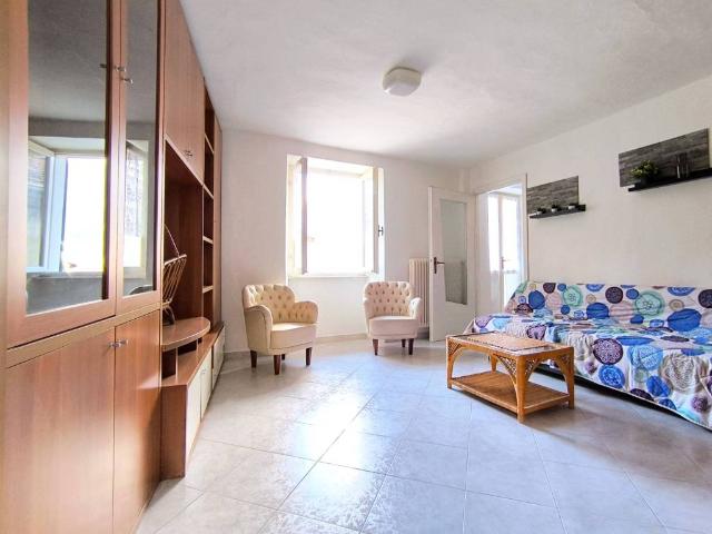Appartamento in vendita a Torno, Lombardia