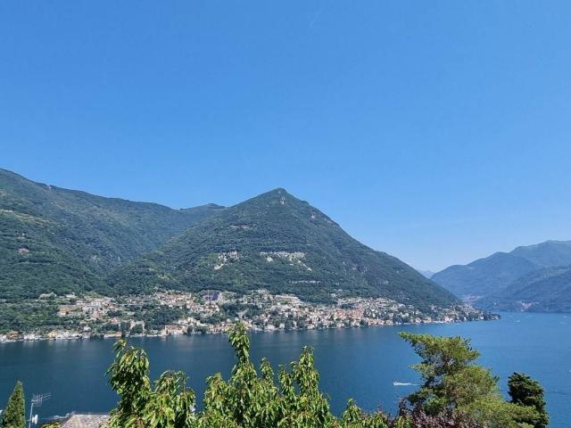 Appartamento in vendita a Torno, Lombardia