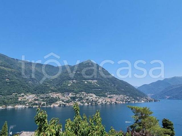 Appartamento in vendita a Torno, Lombardia